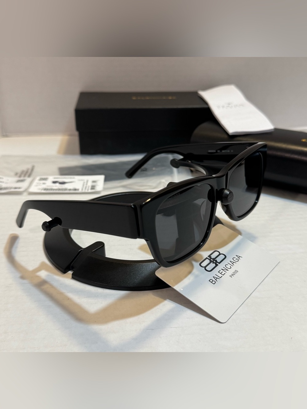 Balenciaga BB0262SA Black/Grey (001) Unisex Sunglasses NEW - Picture 3 of 12